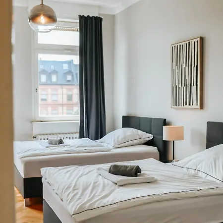 Namastay! Stilvoll Wohnen In Bestlage Mannheims - 3br * מאנהיים